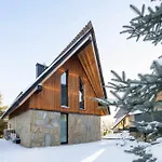 Luxury In With Mountain View And Air Conditioned Living By Renters Prestige Kościelisko