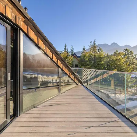Luxury In With Mountain View And Air Conditioned Living By Renters Prestige 公寓 *