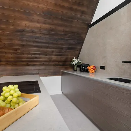 公寓 Luxury In With Mountain View And Air Conditioned Living By Renters Prestige *
