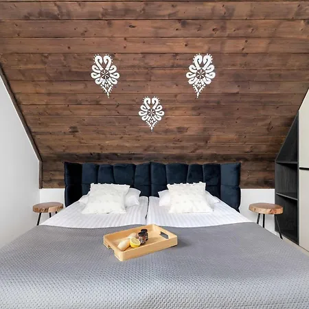 Luxury In With Mountain View And Air Conditioned Living By Renters Prestige * Kościelisko